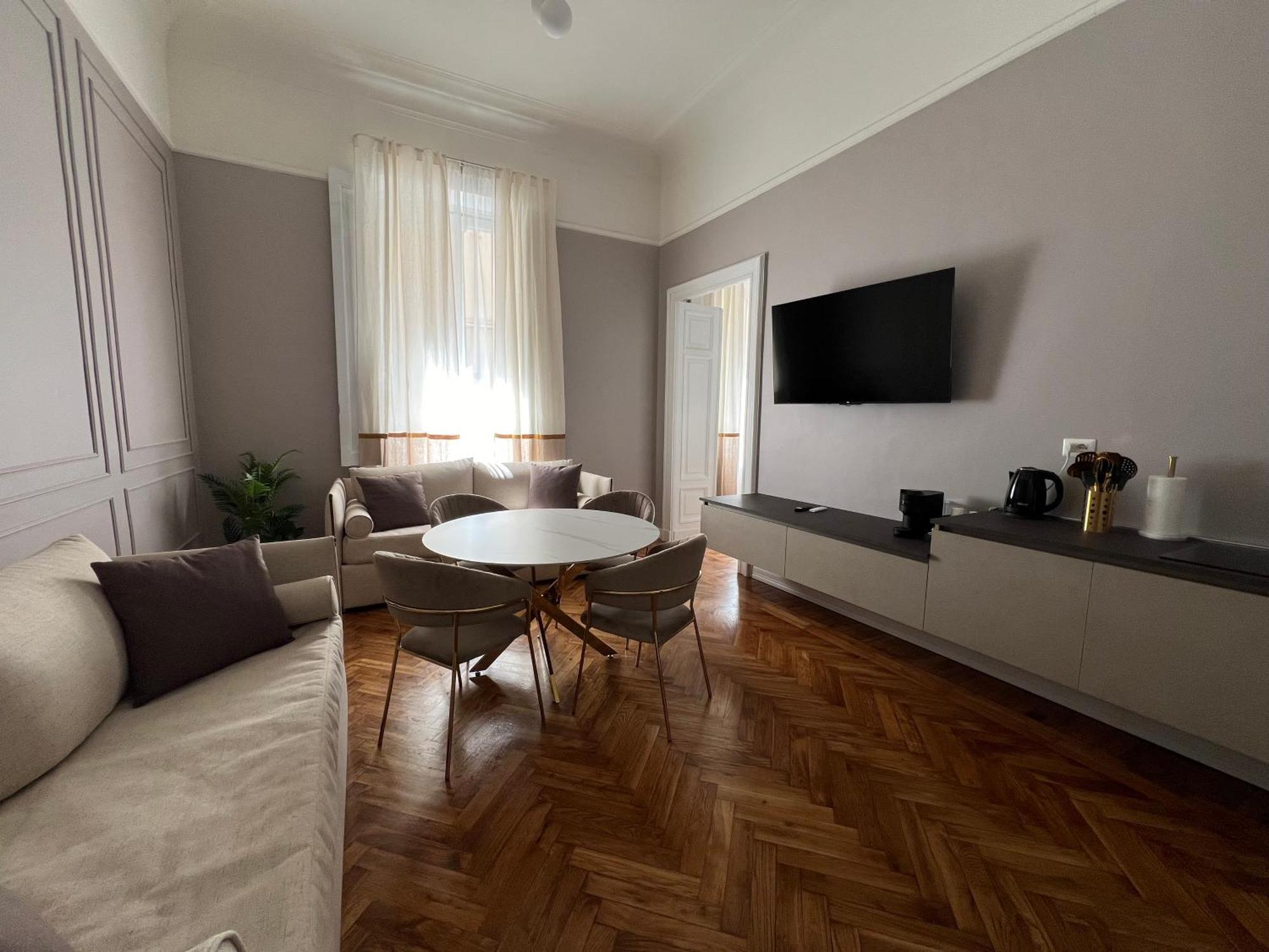 Turin Central Cavour Экстерьер фото